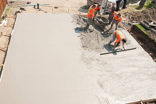 Best Concrete Grinding and Polishing in Golden Hills, CA